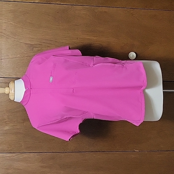 Figs Tops - Figs electric Orchid montex scrub top L